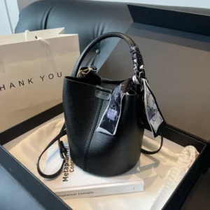 Hot Selling Simplicity High-end Women's Crossbody Bag PU Material Versatile Bucket Bag Fashion Handbag Commuting - Image 4